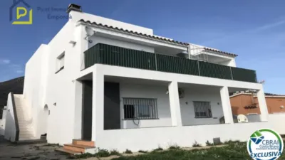 House on Carrer del Baix Llobregat photo 2