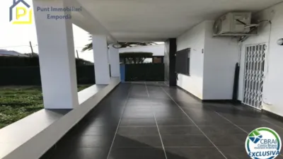 House on Carrer del Baix Llobregat photo 6