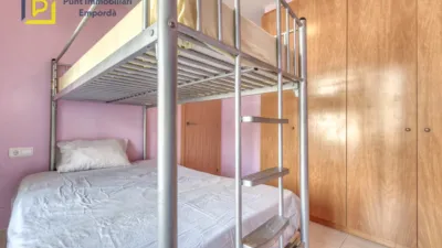 Apartment on Carrer de Joanot Martorell photo 21