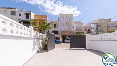 House on Carrer de Port Moxó photo 17