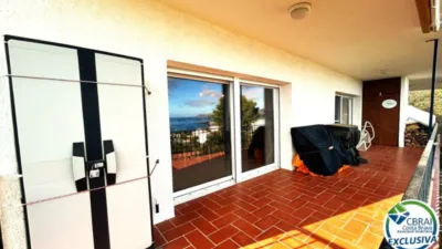 Apartment on Carrer de l'Abat Oliva photo 4