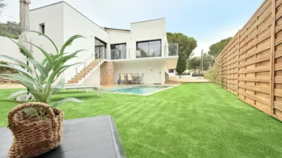 House on Carrer de Navarra photo 4