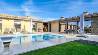House on Avinguda Mas Frigol photo 4