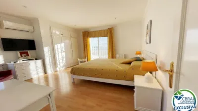 Casa en Carrer d'Albacete photo 17