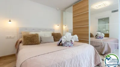 Apartment on Carrer de Madrid photo 13