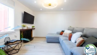Apartment on Carrer de Madrid photo 9