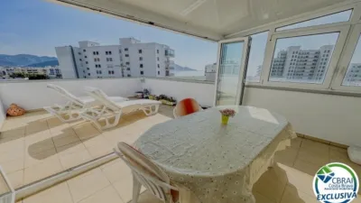 Apartment in Carrer de la Punta del Llevant photo 2