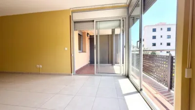 Apartment in Plaça d'Ernest Lluch photo 4