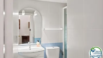 Flat on Carles Fages de Climent Street photo 14