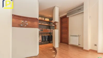Single-family home on Carrer de la Gran Via de Pau Casals photo 14