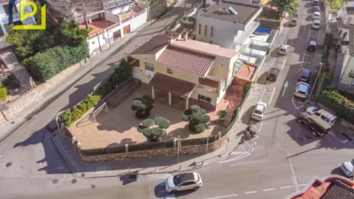 Single-family home on Carrer de la Gran Via de Pau Casals photo 19