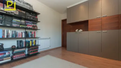Single-family home on Carrer de la Gran Via de Pau Casals photo 28