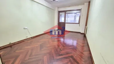 Piso en venta en Avenida das Camelias, cerca de Calle de Chile, Camelias-Pi y Margall (Distrito Casco Urbano. Vigo) de 355.000 €