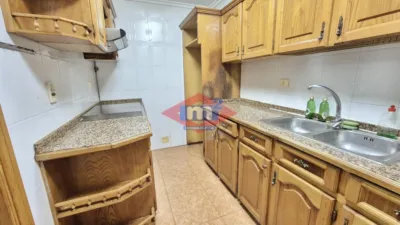 Piso en venta en Avenida das Camelias, cerca de Calle de Chile, Camelias-Pi y Margall (Distrito Casco Urbano. Vigo) de 355.000 €