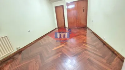 Piso en venta en Avenida das Camelias, cerca de Calle de Chile, Camelias-Pi y Margall (Distrito Casco Urbano. Vigo) de 355.000 €