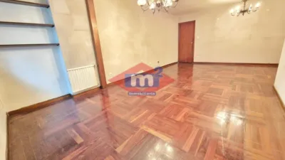 Piso en venta en Avenida das Camelias, cerca de Calle de Chile, Camelias-Pi y Margall (Distrito Casco Urbano. Vigo) de 355.000 €
