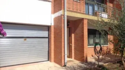 Townhouse in La Plana photo 3