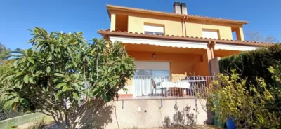 Semi-detached house for sale in Can Dalmases, Collbató of 370.000 €