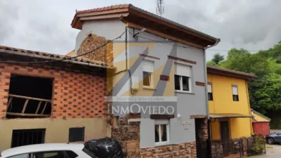 Casa en calle Muriellos photo 2