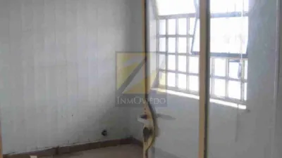 Nave industrial en alquiler en El Berron, Granda-Tiñana-Hevia (Siero) de 1.000 €<span>/mes</span>