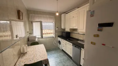 Piso en venta en Calle de Bermúdez de Castro, cerca de Calle del Puerto San Isidro, Pumarín-Teatinos (Oviedo) de 174.900 €