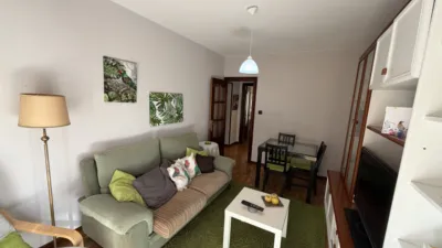 Piso en venta en Calle de Bermúdez de Castro, cerca de Calle del Puerto San Isidro, Pumarín-Teatinos (Oviedo) de 174.900 €