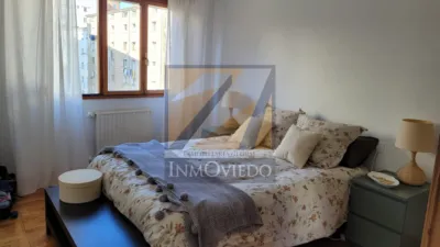 Piso en alquiler en Calle de Félix Aramburu, Centro (Oviedo) de 1.200 €<span>/mes</span>