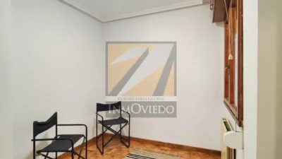 Piso en alquiler en Calle de Félix Aramburu, Centro (Oviedo) de 1.200 €<span>/mes</span>
