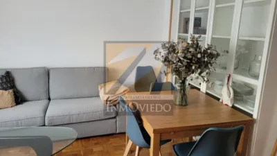 Piso en alquiler en Calle de Félix Aramburu, Centro (Oviedo) de 1.200 €<span>/mes</span>