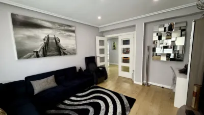 Apartment on Calle del Palacio Valdés, 4 photo 7