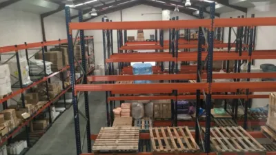Nave industrial en venta en Polig. Proni, Granda-Tiñana-Hevia (Siero) de 380.000 €
