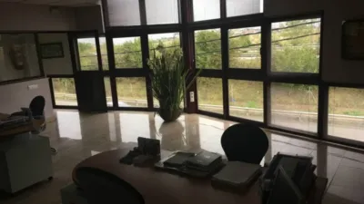 Nave industrial en venta en Polig. Proni, Granda-Tiñana-Hevia (Siero) de 380.000 €