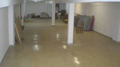 Local comercial en alquiler en Teatinos - Vista 2
