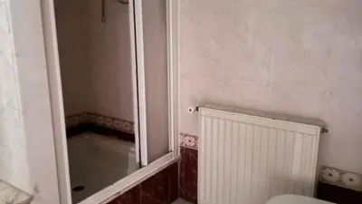 Casa adosada en venta en Carrer del Professor Josep Finestres, Cervera de 185.000 €
