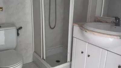 Casa adosada en venta en Carrer del Professor Josep Finestres, Cervera de 185.000 €