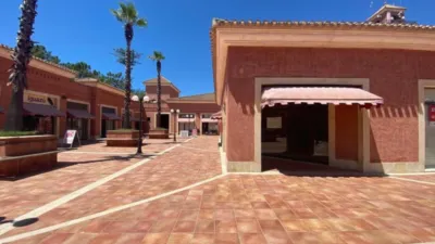 Local comercial en venta en Paseo del Golf, Isla Cristina de 36.100 €