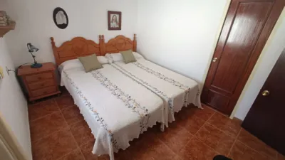 Single-family home on Calle Real, 16 photo 42