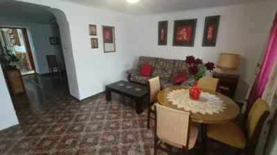 Single-family home on Calle Real, 16 photo 15