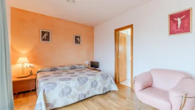 House on Carrer de Sant Llorenç photo 32