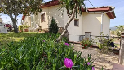 Chalet on Carrer de l'Alguer photo 10