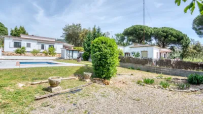 House on Carrer del Pla de la Pinassa photo 2