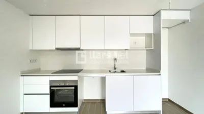 Piso en alquiler en Carrer Antoni María Alcover, La Geltrú-Casernes-Sant Jordi (Vilanova i la Geltrú) de 1.210 €<span>/mes</span>