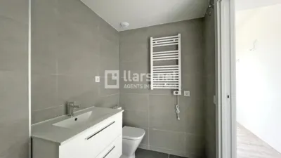 Piso en alquiler en Carrer de Vicent Andres Estelles, La Geltrú-Casernes-Sant Jordi (Vilanova i la Geltrú) de 1.400 €<span>/mes</span>