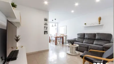Detached house on Carrer de Viladomat photo 4