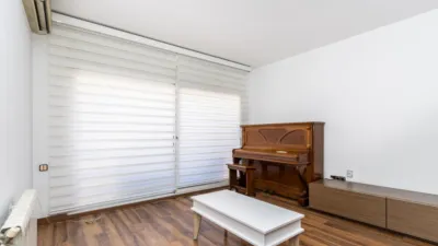 House on Carrer de l'Escola Pia photo 7
