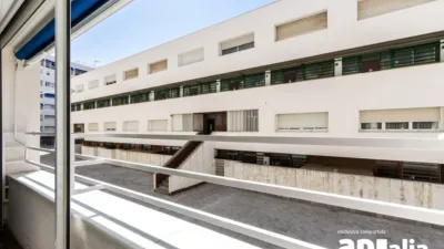 Flat on Martí L’Humà Street photo 14