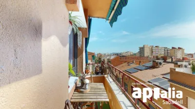 Flat on Carrer de Magí Colet photo 11