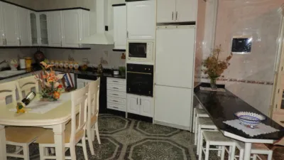 Chalet in Albatana photo 18