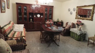 House in Albatana photo 8