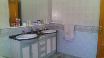 Apartment on Carril del Parque Street photo 12
